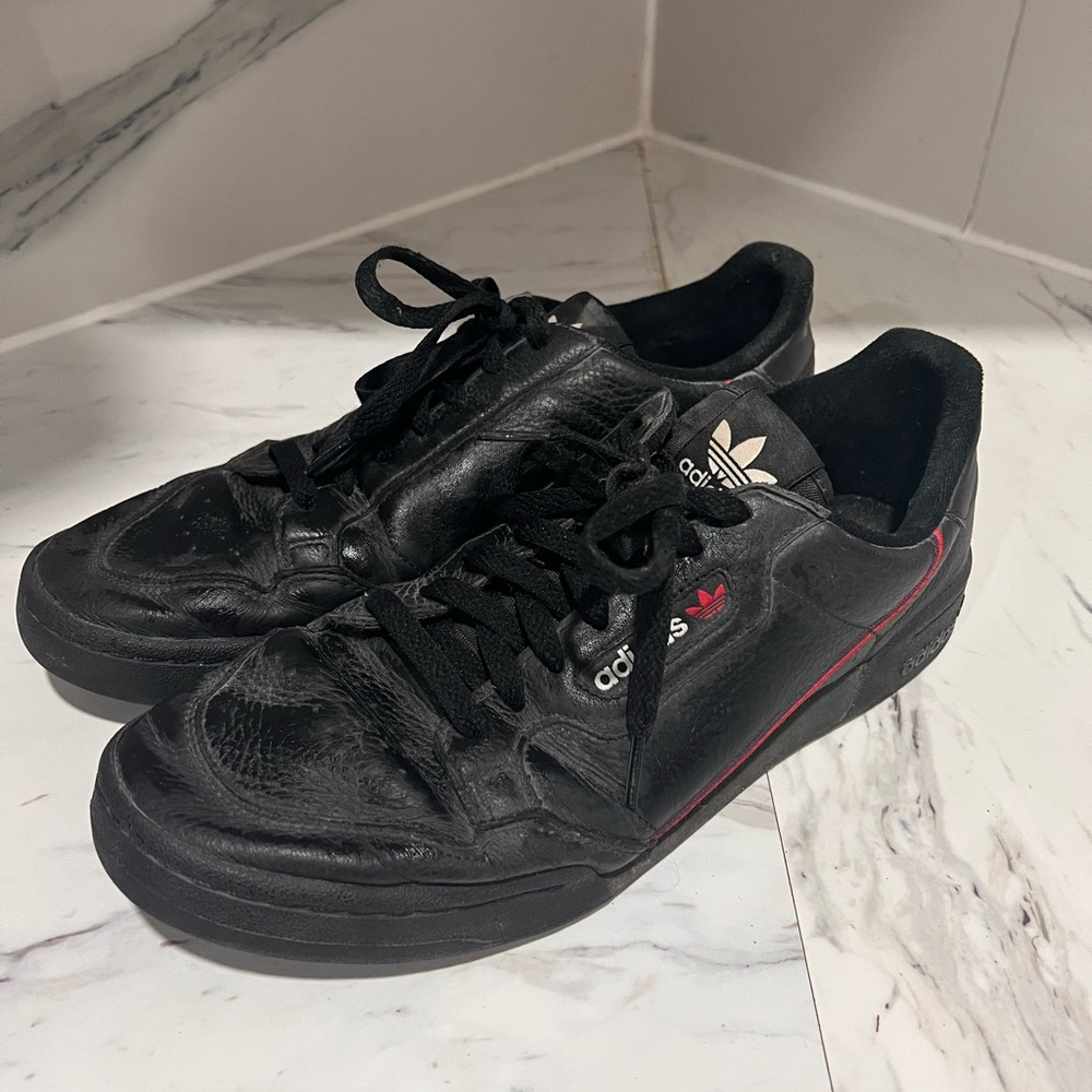 Adidas Men's Black and Red Sneakers